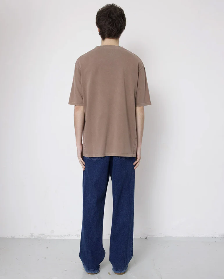 Bryllyant Tee - Soft brown - Image 4