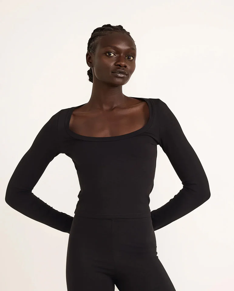 Every day scoop Neck Tee - Black - Image 3