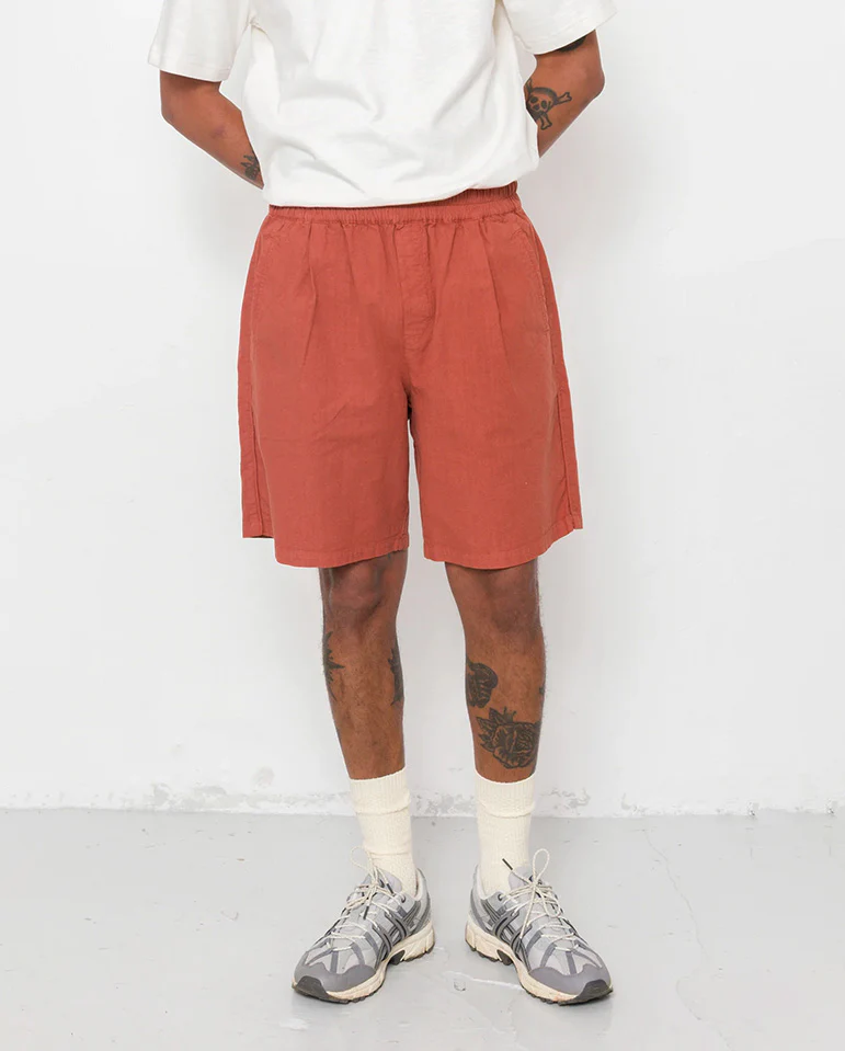 RELAXED ASSEMBLY SHORT - RED OXIDE - Image 2