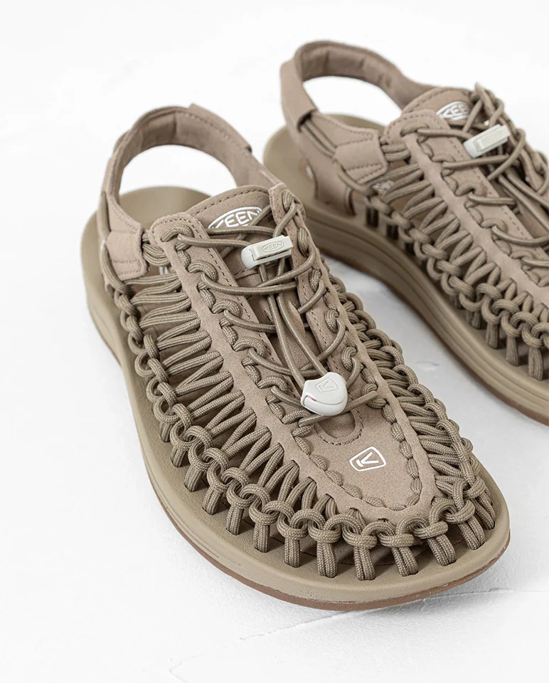Mens Uneek Sandal Timberwolf / Plaza Taupe - Image 4